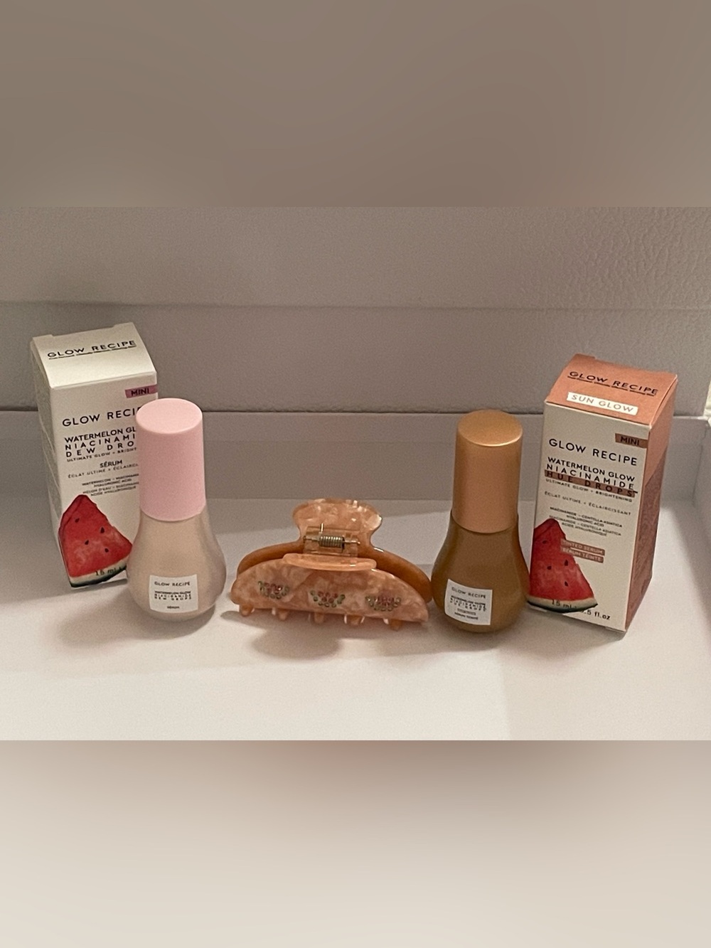 Glow Recipe Serum Pair & Glow Peach Tortoiseshell Claw - NEW